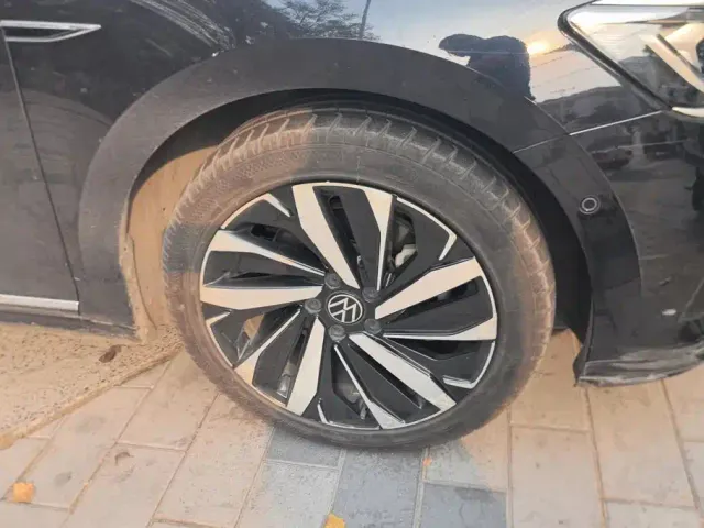 Volkswagen Passat — Фото автомобиля 6