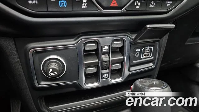 Jeep Wrangler Wrangler (JL) — Фото автомобиля 15