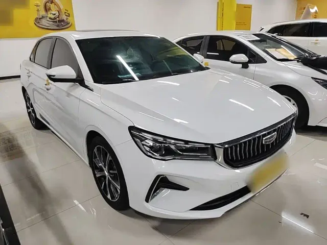 Geely Emgrand — Фото автомобиля 3