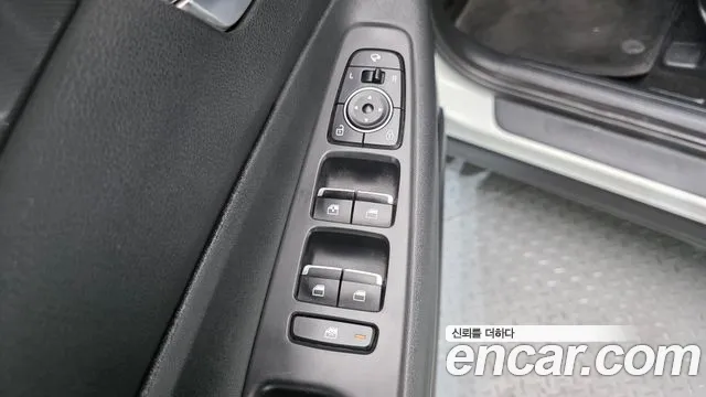 Hyundai Santafe Новый Santa Fe Дизель 2.2 4WD — Фото автомобиля 14