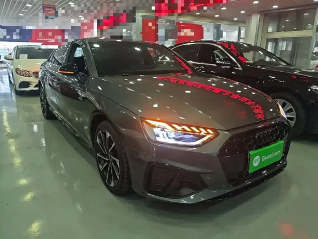 Audi A4L — Фото автомобиля 3