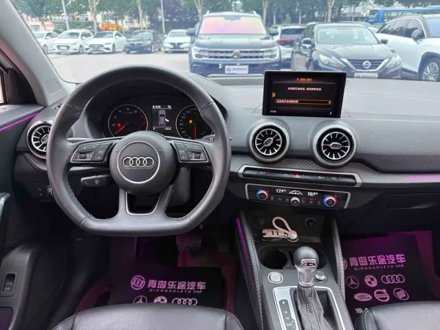 Audi Q2L — Фото автомобиля 13