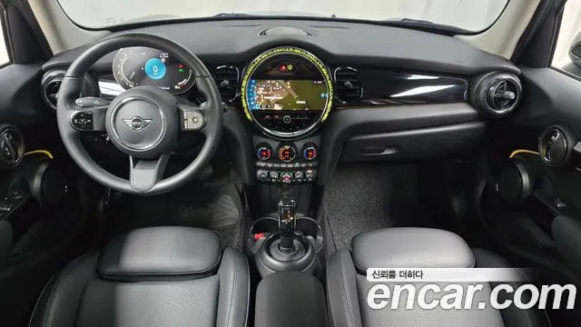 Mini Cooper Cooper 5 дверей Classic Plus — Фото автомобиля 7