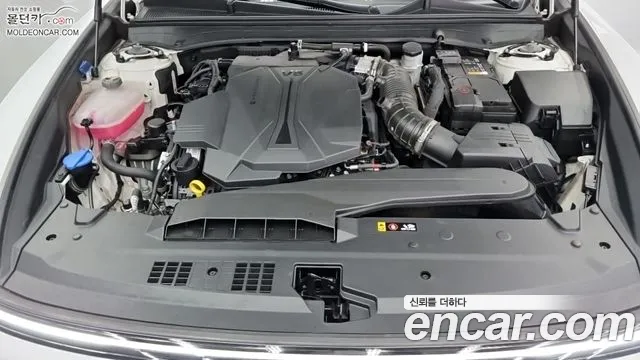 Hyundai Grandeur GN7 — Фото автомобиля 6