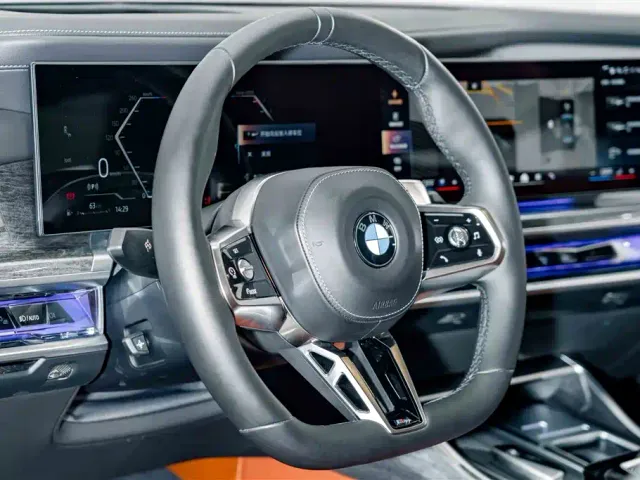 BMW 7 Series — Фото автомобиля 9