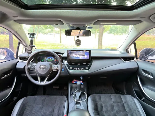 Toyota Corolla — Фото автомобиля 6