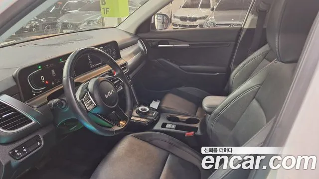 Kia Seltos New — Фото автомобиля 11