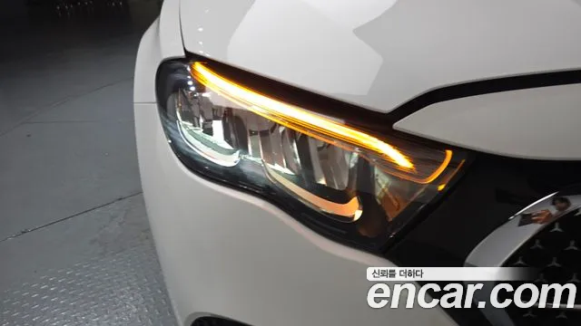 Mercedes-Benz E-Class — Фото автомобиля 21