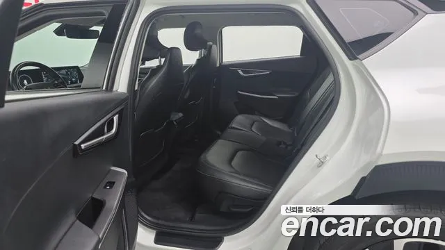 Kia EV6 — Фото автомобиля 23