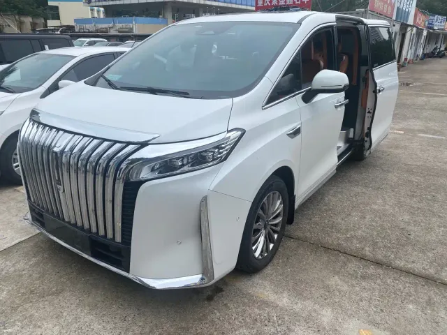 Фотография автомобиля — Wey Alpine