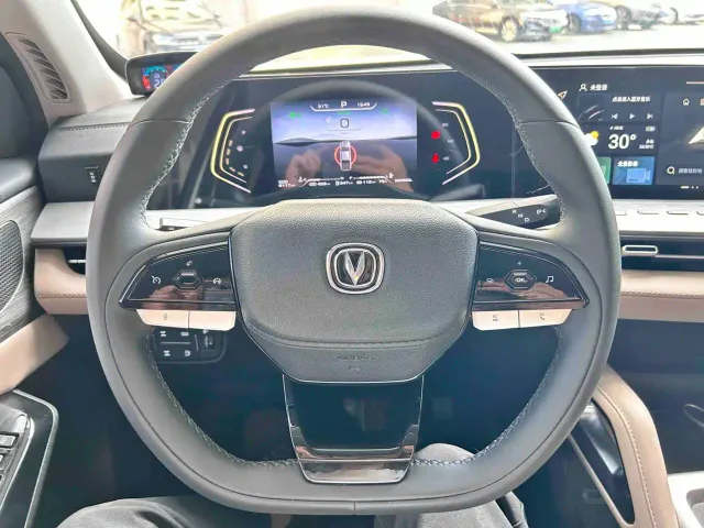 Changan Scenic RV — Фото автомобиля 19