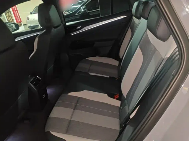 Volkswagen ID.4 Crozz — Фото автомобиля 16