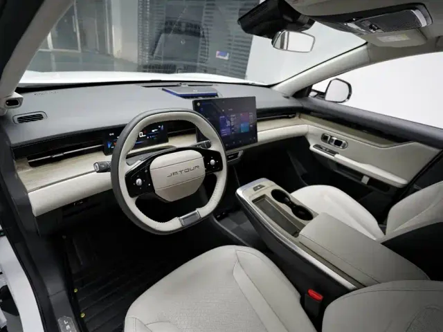 Jetour Dashing — Фото автомобиля 3