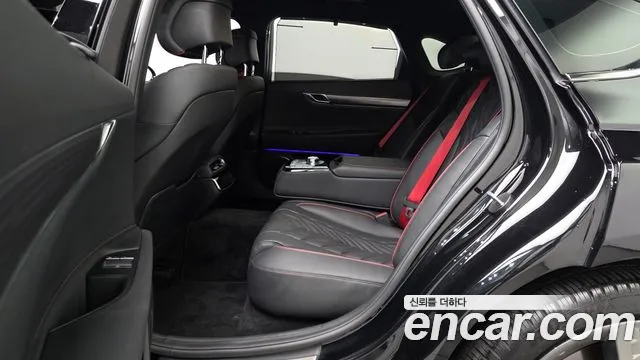 Genesis G80 RG3 — Фото автомобиля 18
