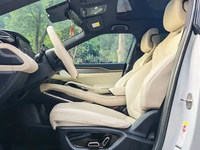 BYD Song L EV — Фото автомобиля 7