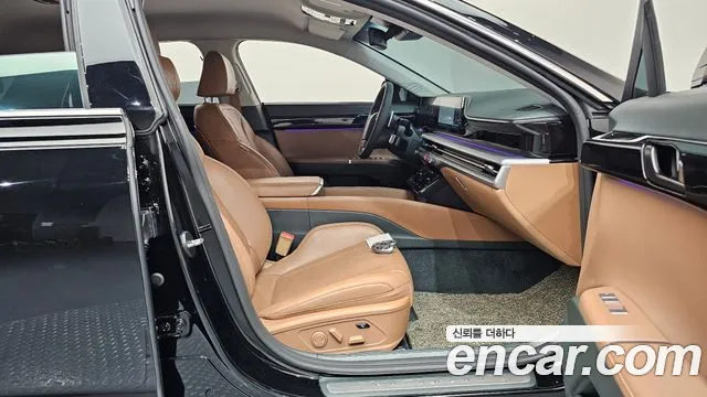 Hyundai Grandeur GN7 — Фото автомобиля 16
