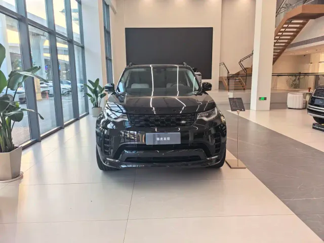 Land Rover Discovery — Фото автомобиля 2
