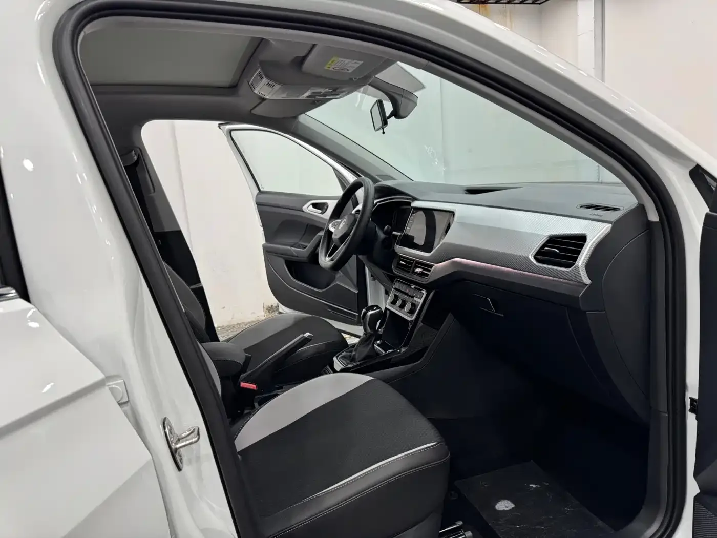 Volkswagen Tanying 2021 1.5L Automatic Smart Connect Edition — Фото автомобиля 4