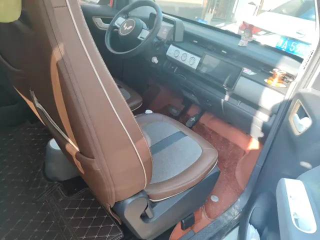 Wuling Hongguang Mini EV — Фото автомобиля 5