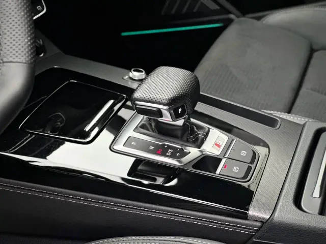 Audi Q5L Sportback — Фото автомобиля 6