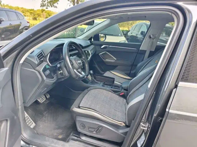 Audi Q3 — Фото автомобиля 6