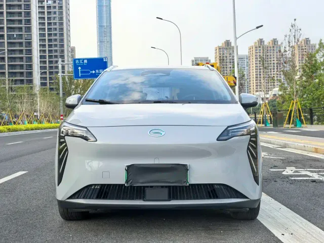 GAC Aion Y — Фото автомобиля 3