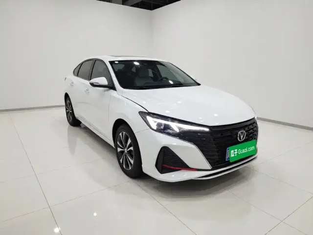 Changan Eado — Фото автомобиля 23