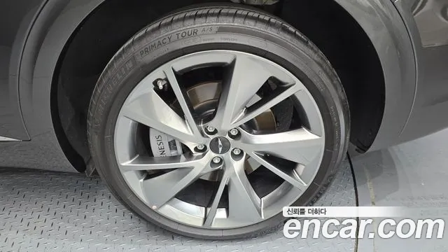 Genesis GV70 2.5T Бензин AWD — Фото автомобиля 19