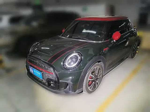 Фотография автомобиля — MINI John Cooper Works