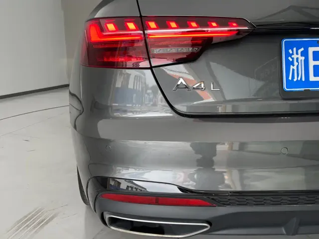Audi A4L — Фото автомобиля 9