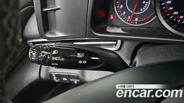 Hyundai AVANTE Avante (CN7) 1.6 LPi (Для проката) — Фото автомобиля 30