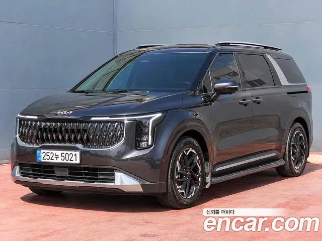 Фотография автомобиля — Kia Carnival 4th Gen