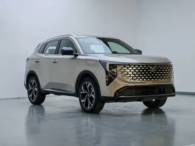 Changan CS55 Plus — Фото автомобиля 3
