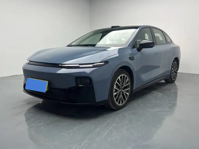 Фотография автомобиля — Leapmotor B01