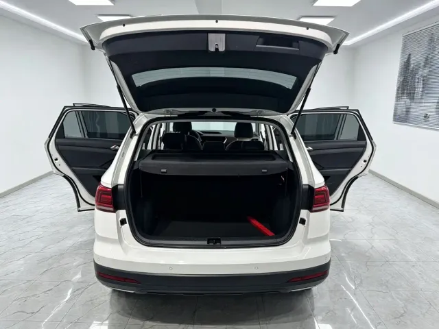 Volkswagen Tharu — Фото автомобиля 7