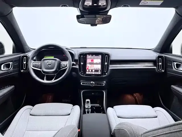 Volvo Volvo XC40 New Energy 2023 Long Range PRO Version — Фото автомобиля 10