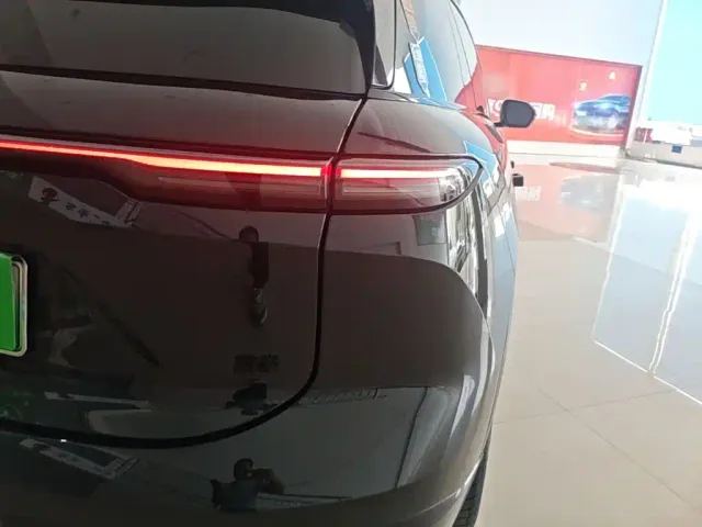 Nio EC6 — Фото автомобиля 7
