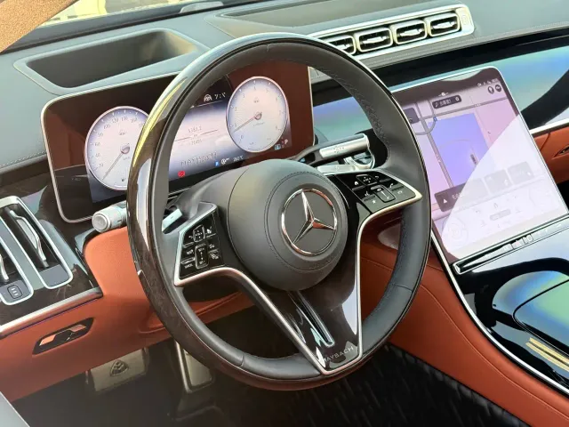 Mercedes-Benz Maybach S-Class — Фото автомобиля 16