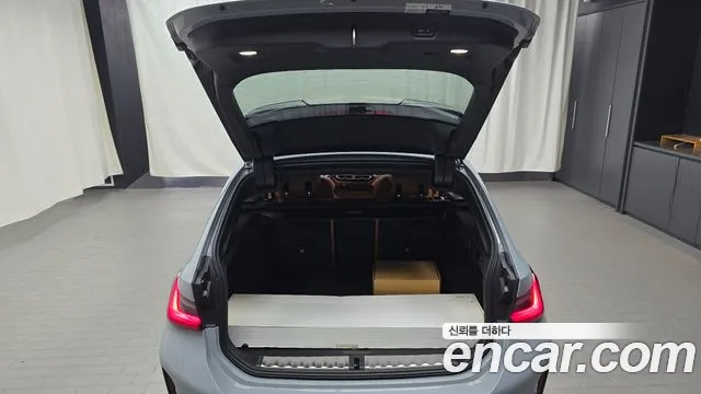 BMW 3-Series 3 серия (G20) 320i Touring M Sport — Фото автомобиля 25