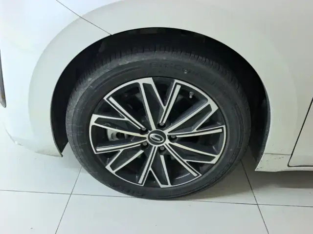 GAC Trumpchi E8 — Фото автомобиля 22