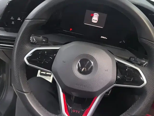 Volkswagen Golf GTI — Фото автомобиля 15