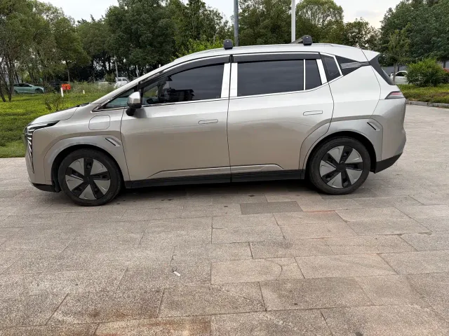GAC Aion Y — Фото автомобиля 9