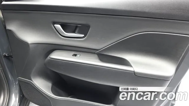 Hyundai Kona SX2 — Фото автомобиля 13