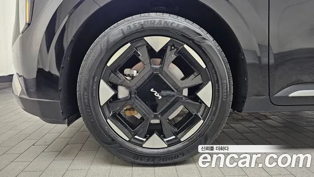 Kia Carnival 4th Gen — Фото автомобиля 5
