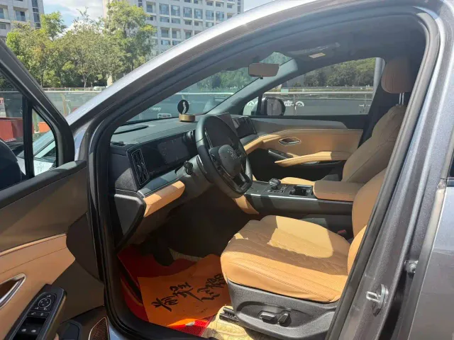 BYD Song L DM-i — Фото автомобиля 4