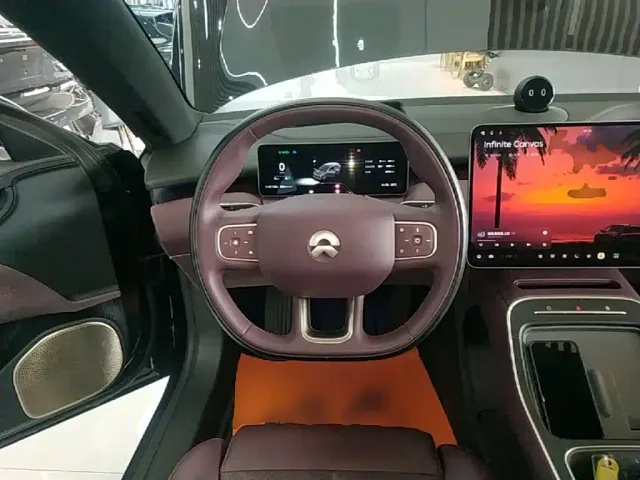 Nio ET5 Touring — Фото автомобиля 10