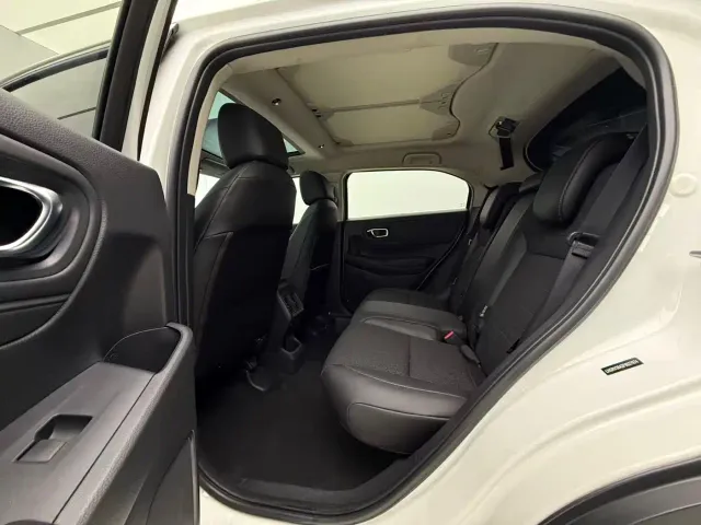 Honda Vezel 2023 1.5L CVT Technology Edition — Фото автомобиля 9