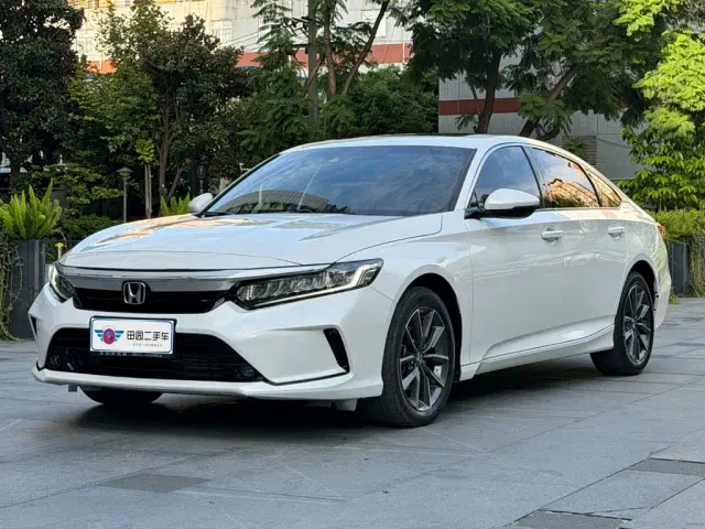 Фотография автомобиля — Honda Inspire