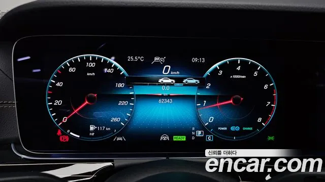 Mercedes-Benz E-Class — Фото автомобиля 5