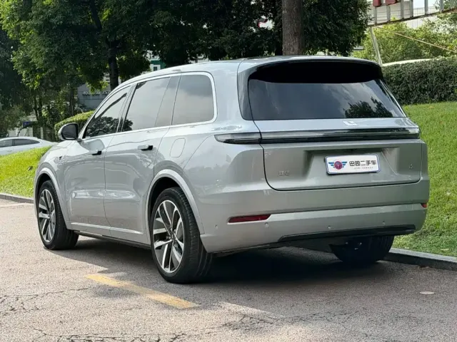 Li Auto L9 — Фото автомобиля 4
